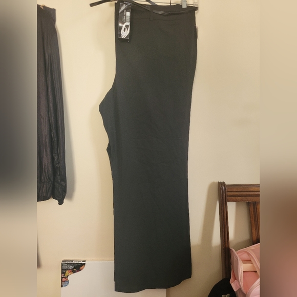 Plus size clothing bundle for queenb_of_hive5 - Picture 5 of 13